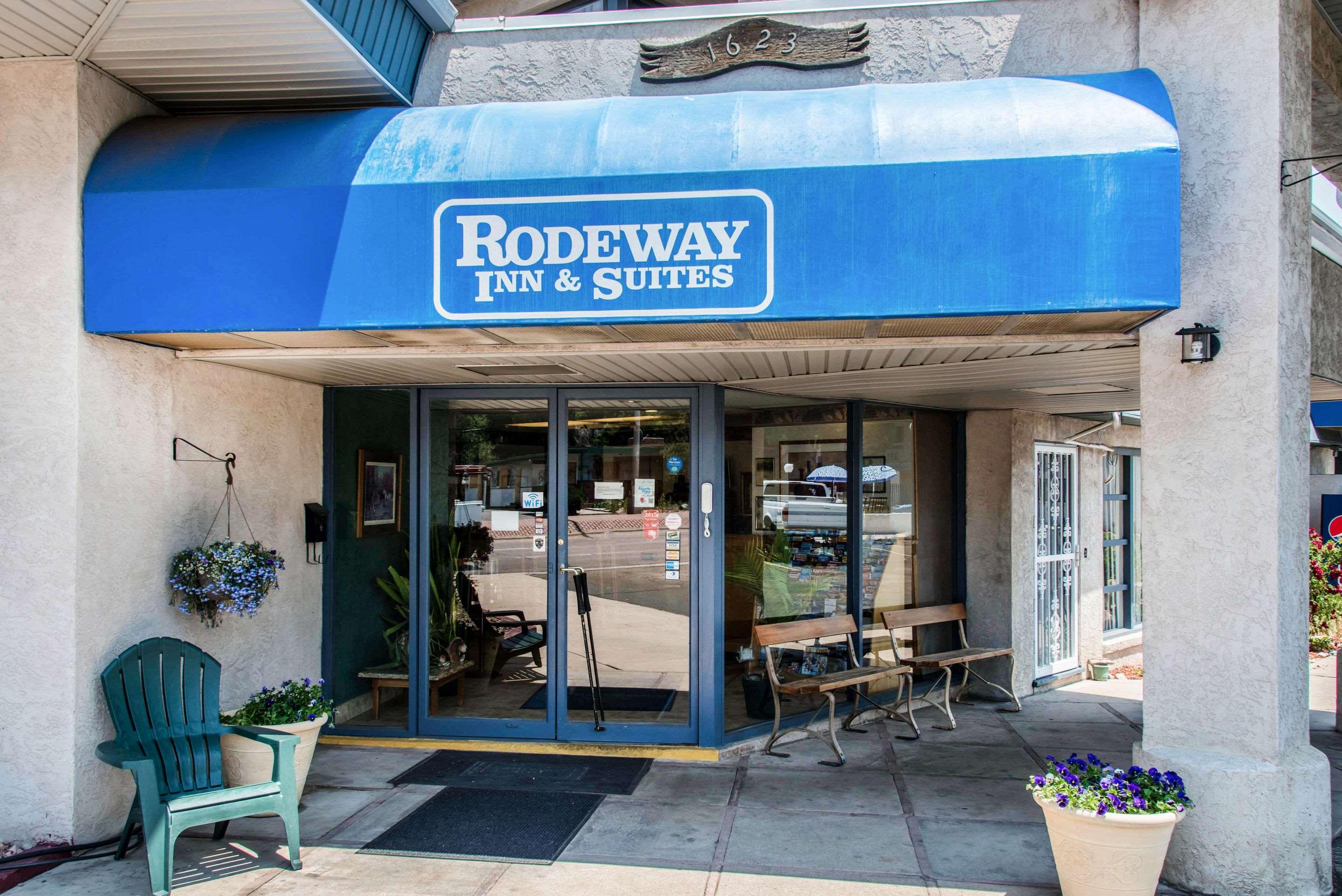 Rodeway Inn&Suites Colorado Springs Exterior foto