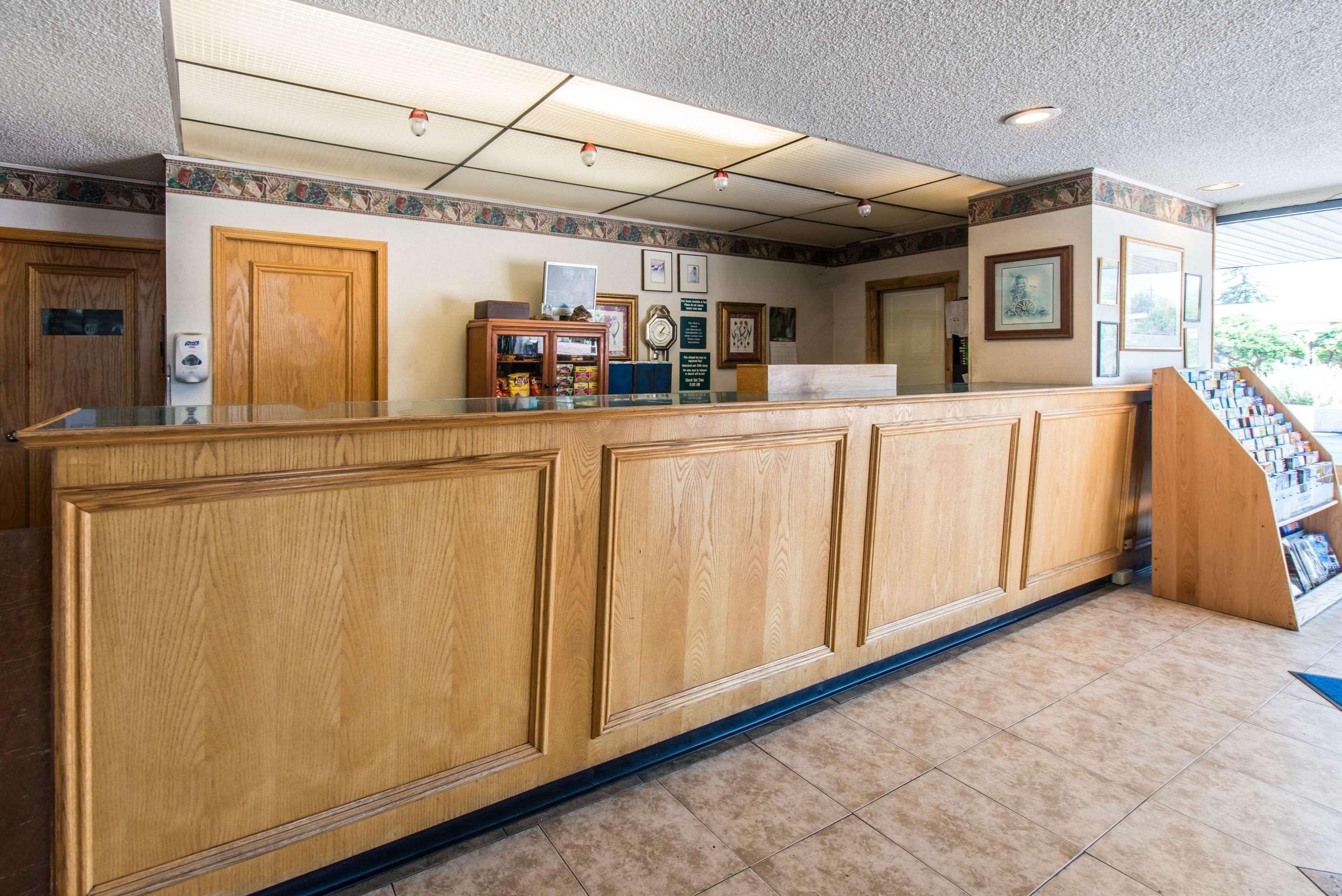 Rodeway Inn&Suites Colorado Springs Exterior foto